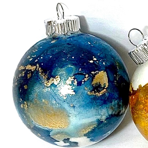 ORIGINAL Alcohol Ink Jewel Tone Glass Christmas Ornament Set of 4, Colorful Tree - Picture 2 of 6